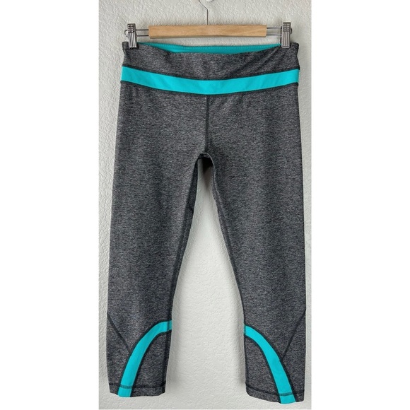 Lululemon Run Inspire Crop II All Luxtreme Heathered Black / Blue Tropics size 8 - Picture 2 of 9